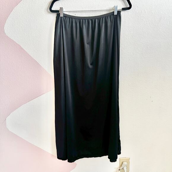 Vintage Black Slip Maxi Skirt Nylon Lingerie Gothic Witchy Whimsigoth Large - Picture 1 of 7
